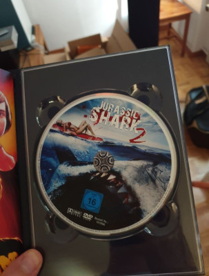 Jurassic Shark 2.jpg